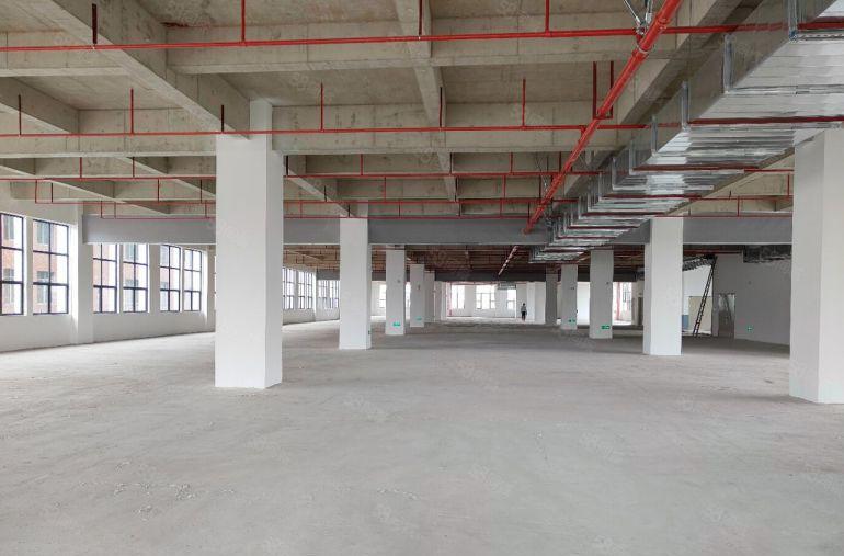 虎门镇成熟工业园区内，300平起租，实际面积标准厂房出租