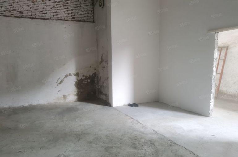 沙头2楼120平方，1300块钱一个月。