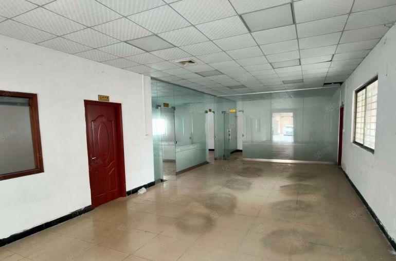 长安一楼1600平6米高带牛角办公室装修水电厂房出租