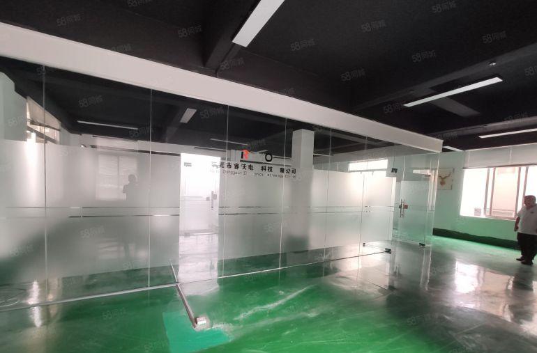 长安锦厦紧靠深圳松岗楼上整层1000平精装修工业厂房出租