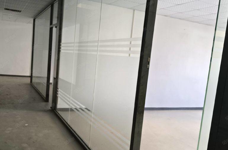 长安高标准独院厂房800平方出租 带装修.