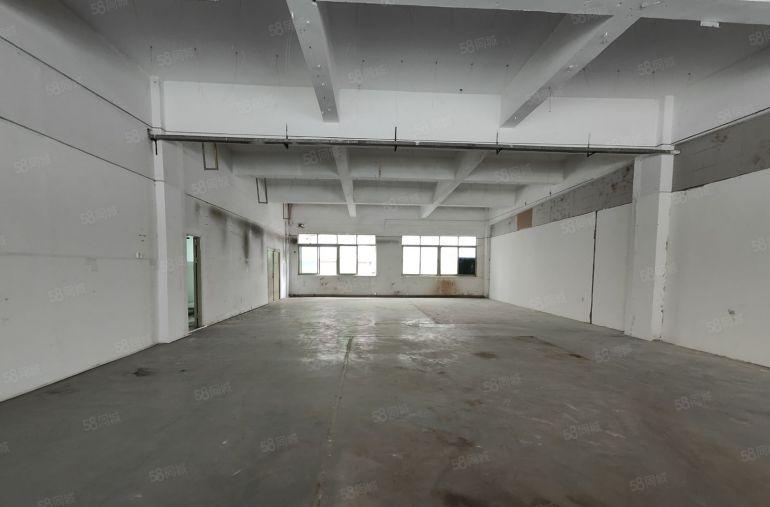 长安厦岗楼上200平装修重工业环评货梯吊机口低价真实形象好