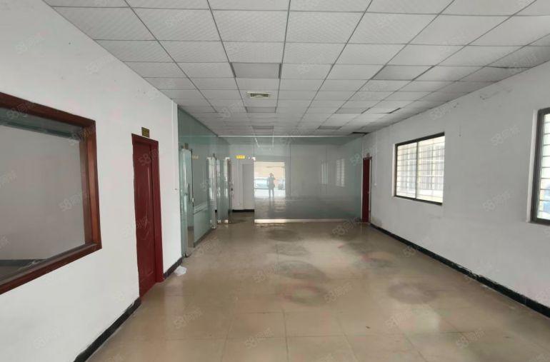 长安一楼1600平6米高带牛角办公室装修水电厂房出租