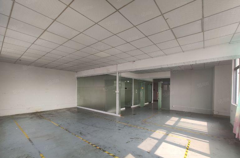 长安乌沙雅正小学附近楼上300平现成精装修工业厂房招租