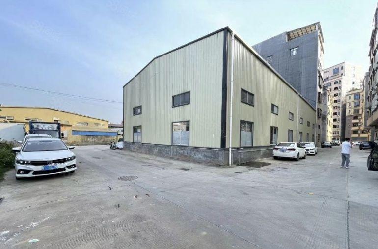 常平镇原房东钢构单一层1200平方厂房出租，价格便宜，空地大