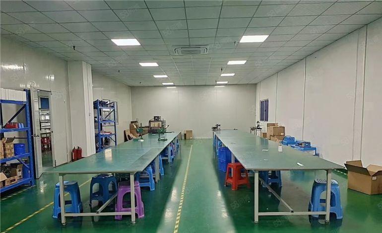 常平高速口原房东二楼1200平厂房低价出租，主线到车间精装修