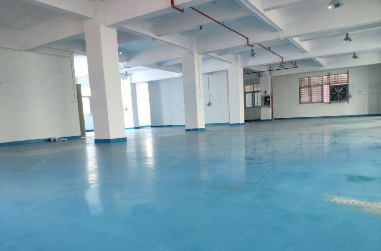 厚街楼上实际面积400平低价厂房出租仓库出租，水电齐全