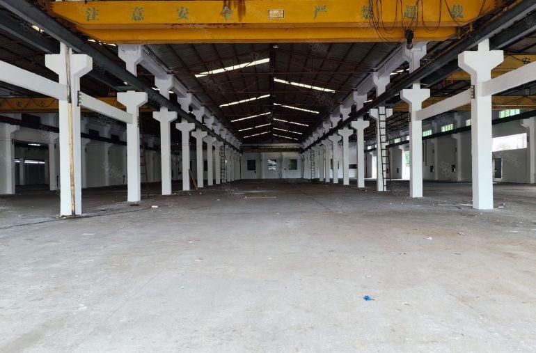 （带行车滴水8米）独院单一层钢构7200平方厂房出租合同期长