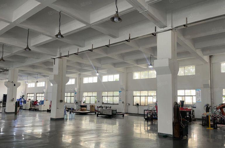 厚街 白濠靠虎门一楼2500平高6.5米带装修低价出租