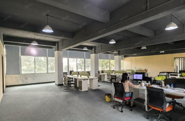 厚街村适合办公贸易带豪华装修3楼680平方厂房低价出租