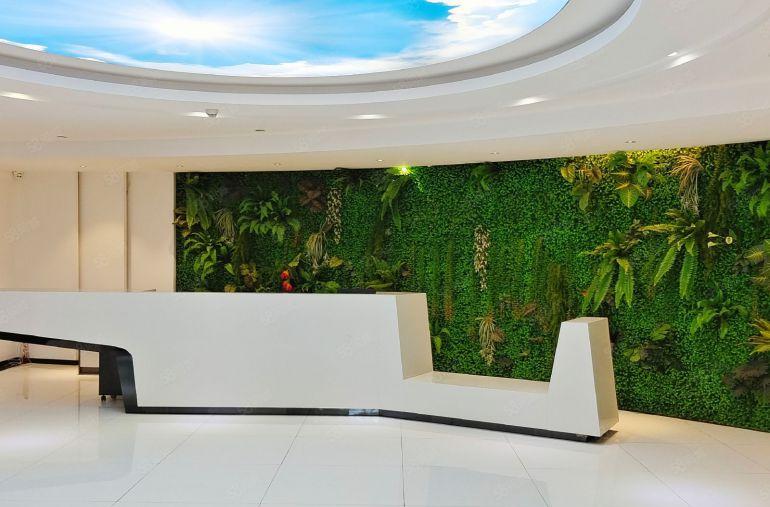 东莞市厚街镇豪装厂房出租，无需转让费，周边环境好，停车方便。