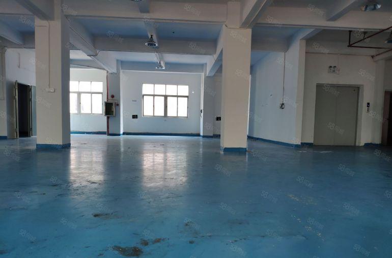 厚街楼上实际面积400平低价厂房出租仓库出租，水电齐全