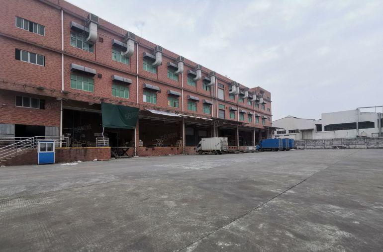 塘厦独院二楼整层5400平，带卸货平台 物流仓库厂房低价出租