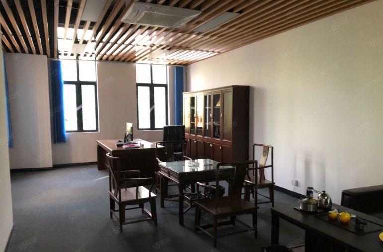 塘厦外环高速口旁二楼2000平豪装厂房，无转让费，原房东