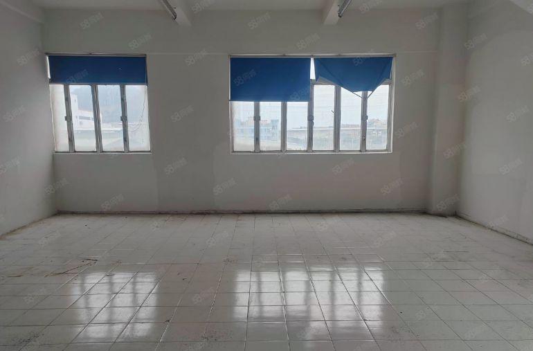 原房东零公摊实际面积3楼800平方米，带装修低至11元平