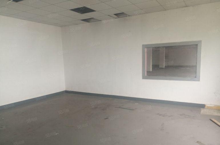 原房东精装修办公室及车间主线到车间空地大租金低可进13米货车