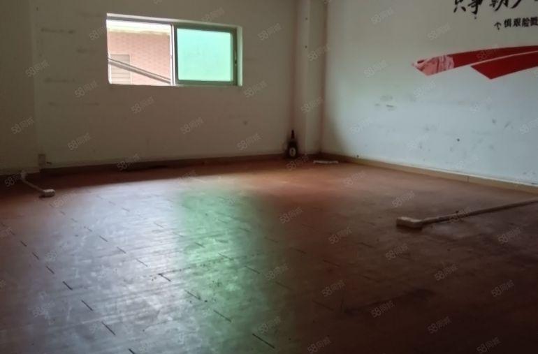 塘厦工业区低价厂房出租独元独栋700平方单一层7.5米高度