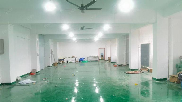 塘厦镇科苑城新出标准厂房二楼500平方带现成办公室出租