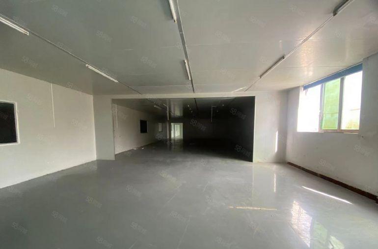 塘厦沙湖原房东直租标准3楼600平方，现成精装修，水电齐全！