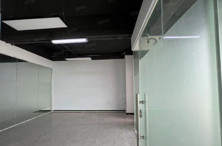 凤岗沃尔玛附近低价出租楼上电商仓库电子加工厂房740平可分租