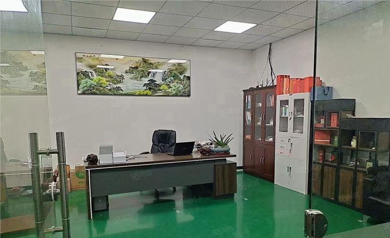 塘厦高速口原房东二楼1000平厂房低价出租，现成装修主线