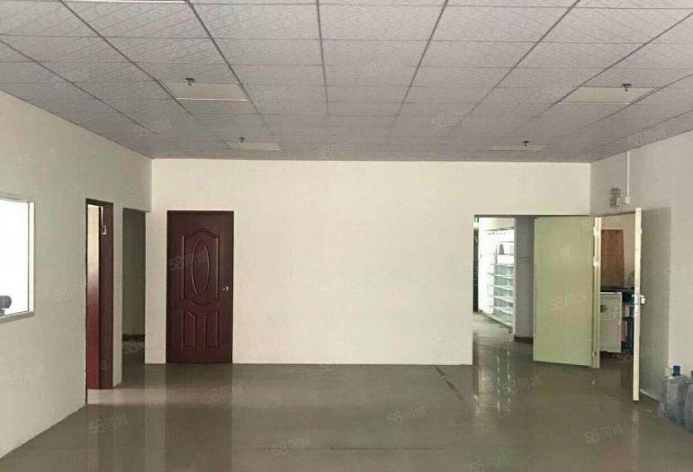 寮步 泉塘 独院 厂房出租 共5000平方，形象好