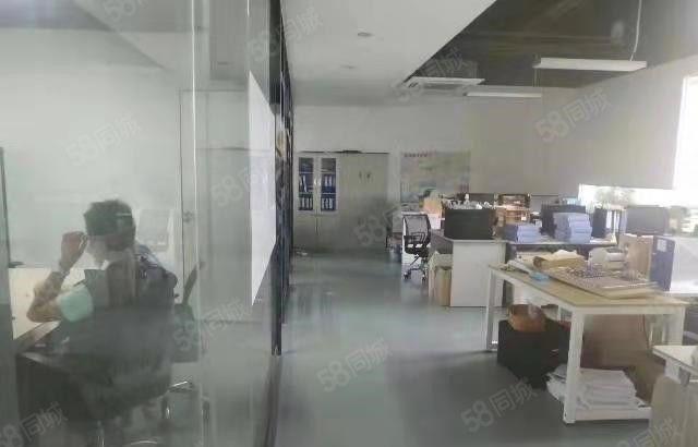 寮步牛杨独栋小厂房900平方出租，带精装修