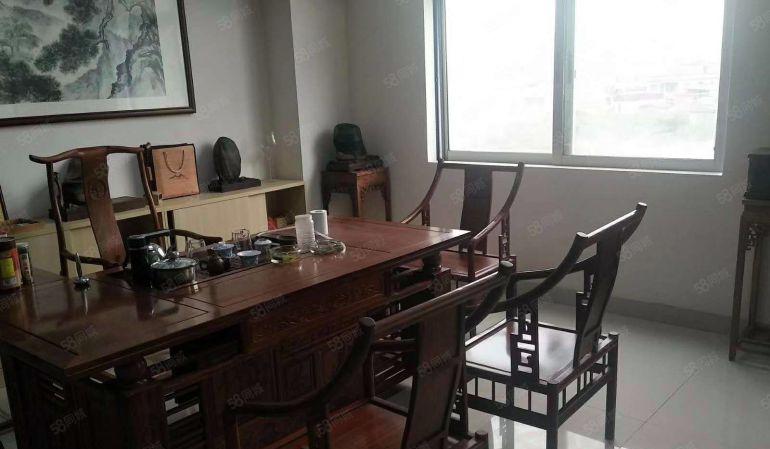 寮步 泉塘 独院 厂房出租 共5000平方，形象好