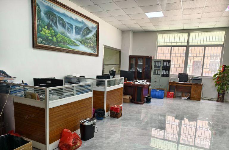 200平起15元寮步中心区一楼1000平全新地坪厂房仓库出租