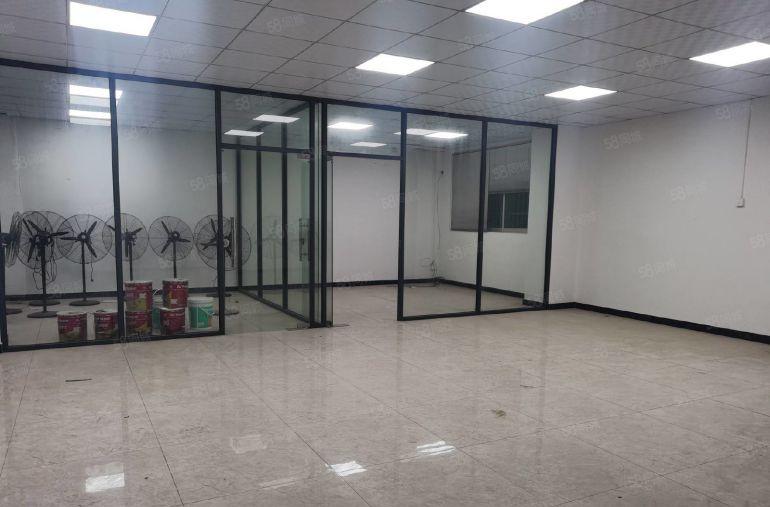 寮步标准工业园一楼220平米现成装厂房出租