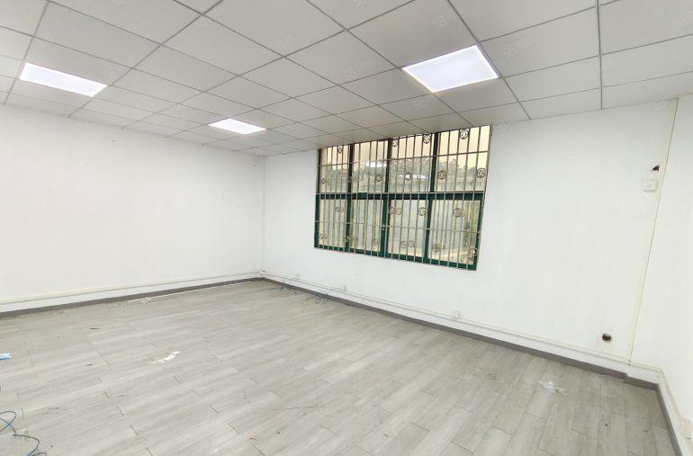 凤岗2楼450平办公室出租可做轻工业租金13元可谈