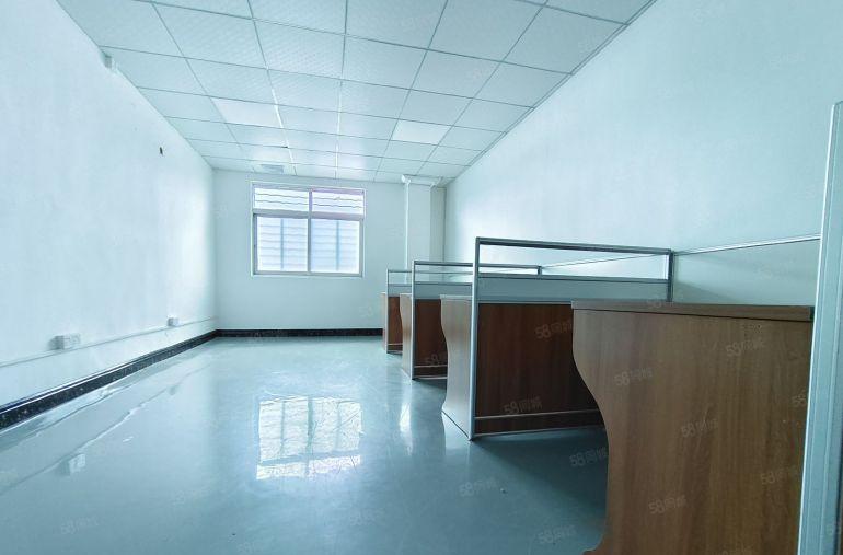 凤岗雁田700平厂房出租低价16元豪华装修超长免租期