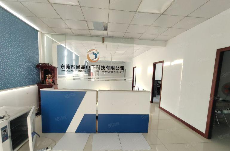 凤岗凤德岭村委厂房一楼和三楼800平电费1元1度没有基本电费