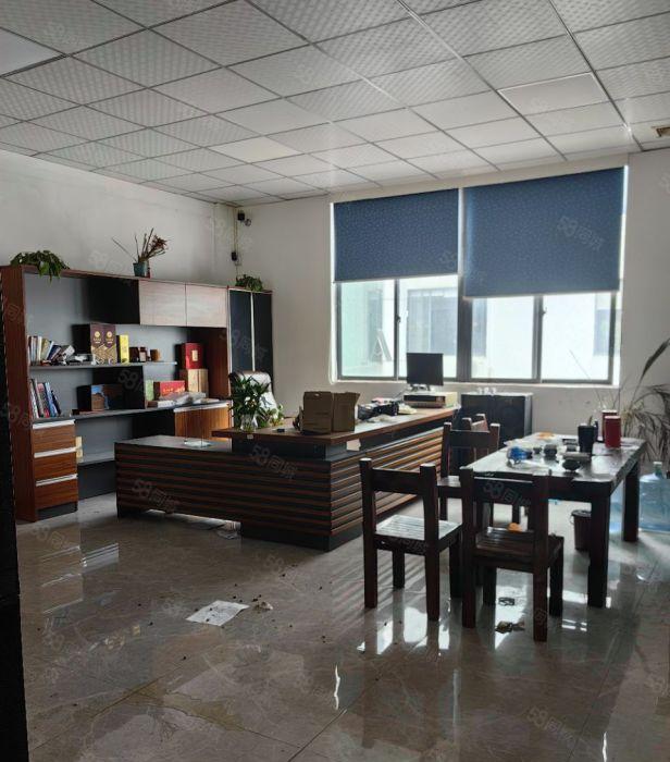 凤岗油甘埔带精装修二楼1000平方厂房出租