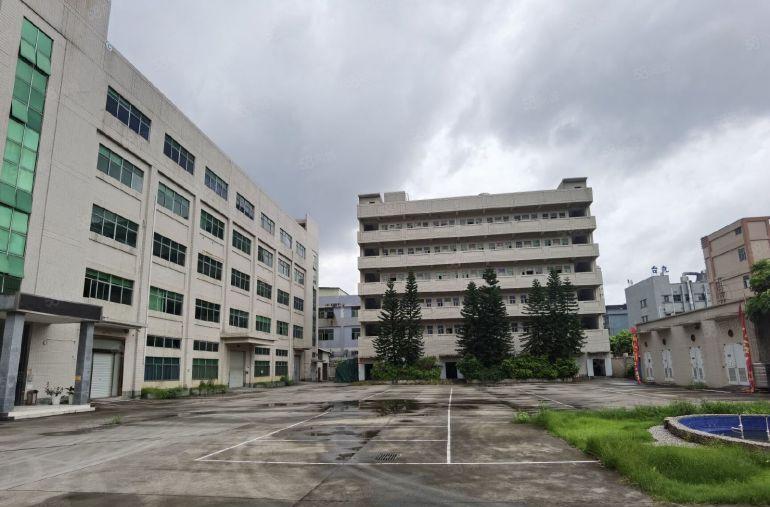 凤岗5500平方米独院厂房出租可分租）带豪华装修空地超大