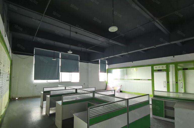 凤岗楼上600平1000平1500平出租可分租