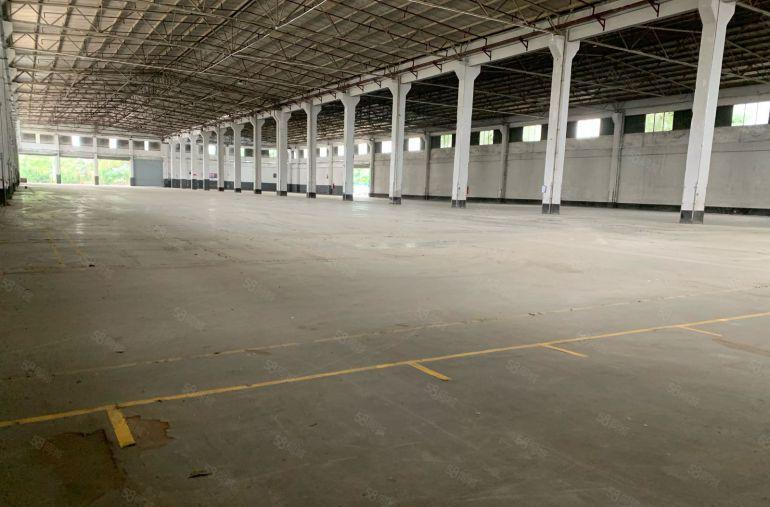 凤岗标准物流仓10200平低价出租，可分租