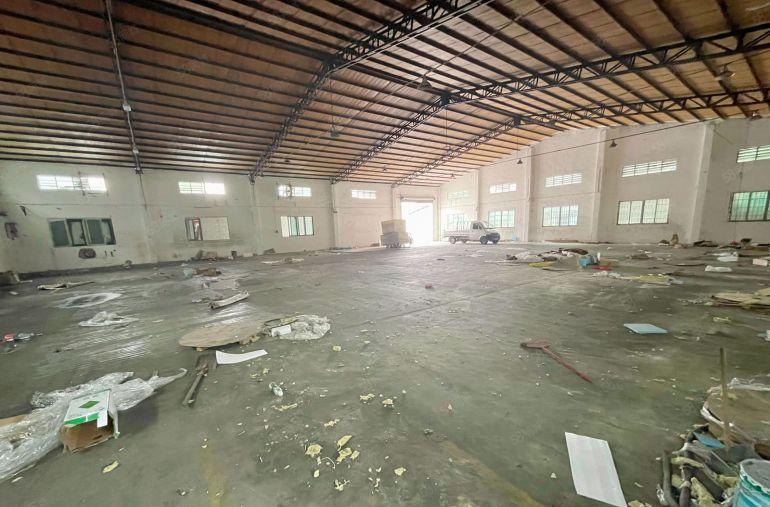 万江新村单一层1000平方厂房水电齐全有现成办公室和宿舍配套