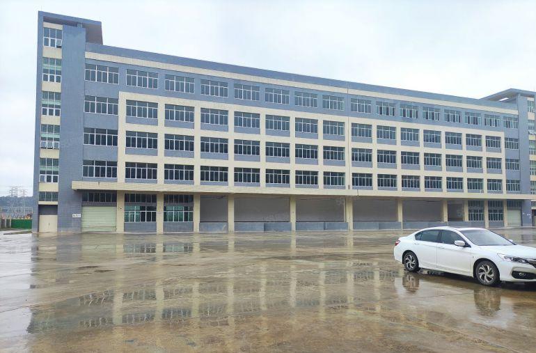 红本双证带独立高台卸货平台标准厂房出租空地超大适合电商物流等