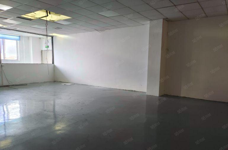 大朗松柏朗旁950平厂房出租 精装修 带办公室车间 优惠多