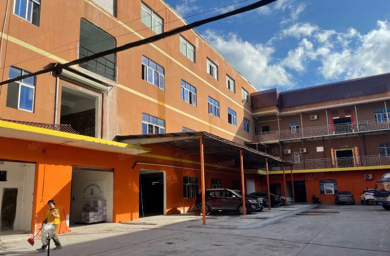 黄江镇中心楼上无尘车间850平低价出租有吊机口随时可看