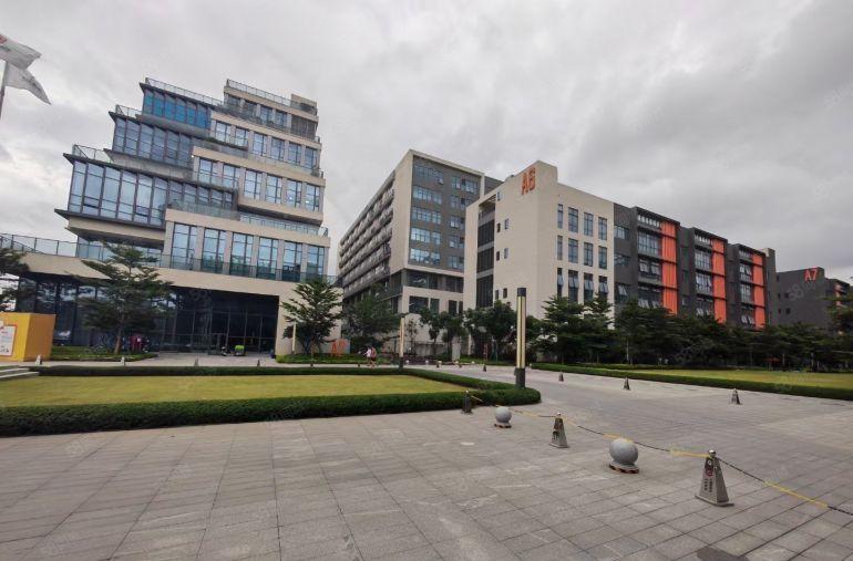 黄江镇中心莞樟路附近原房东花园式14万平方米厂房出租