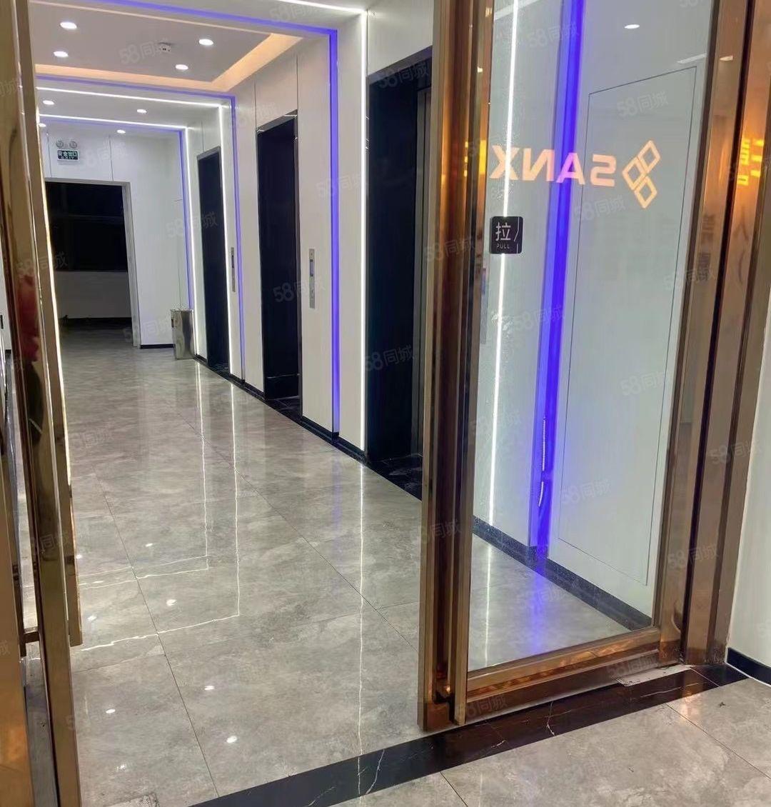 大岭山镇楼上新出无尘车间1500平低价厂房出租，办公室精装