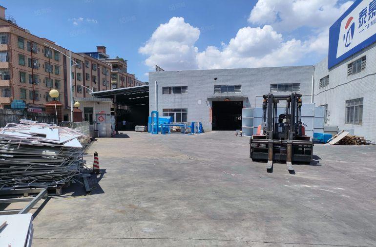 大岭山新出原房东独院厂房砖墙到顶使用率高现成装修水电齐全