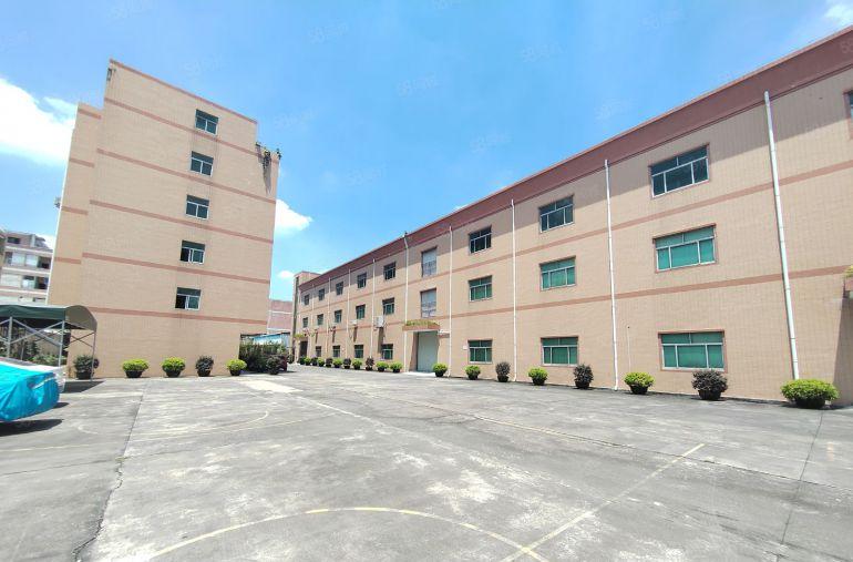 清溪原房东独门独院厂房8000平出租，水电过户，五年不递增！