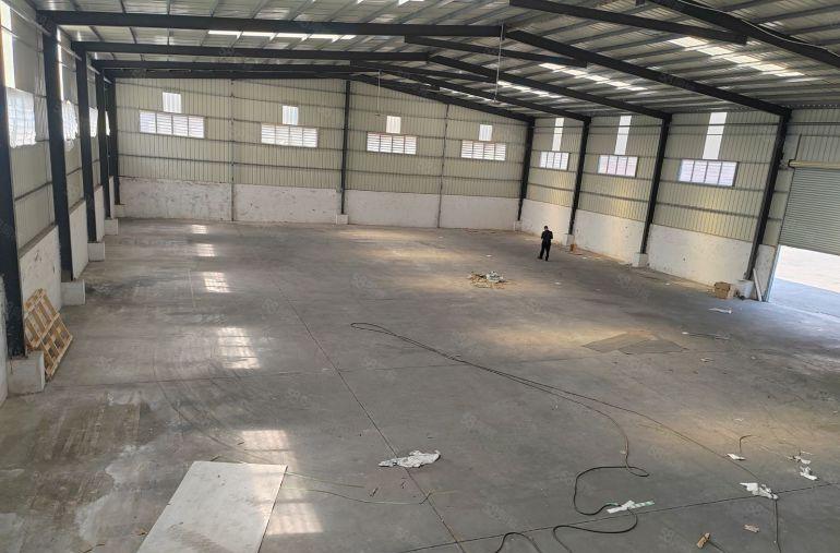 横沥新出原房东独院靠山厂房，可做污染空地大好进出挂车钣金塑料