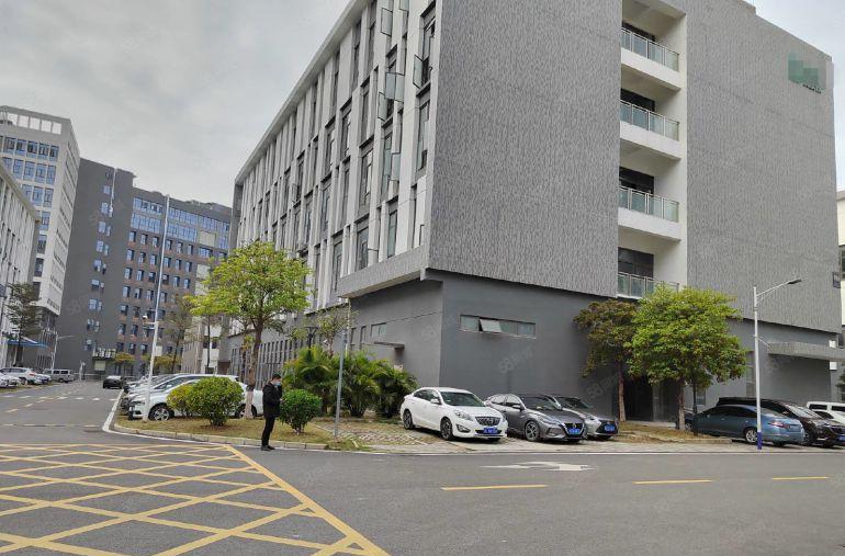 桥头石水口高新产业园新出二楼1500平方出租 可做电池