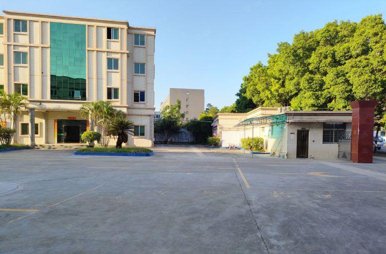 东坑独院厂房低价出租，原房东，行业不限，非常好招工，大小可分