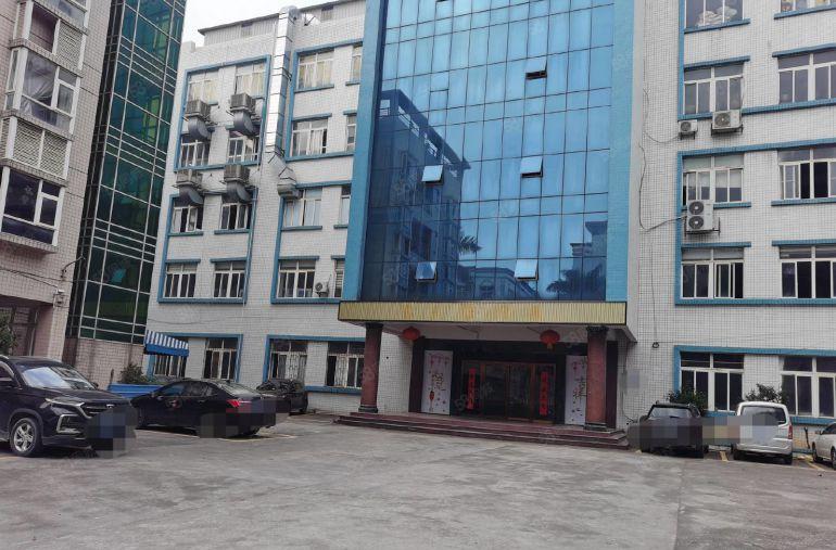 茶山卢屋一楼1360平米厂房出租现成装修低价出租