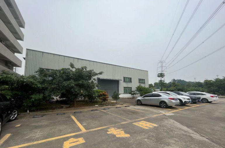 茶山镇粟边工业园区独院厂房出租超大空地1500平方10元每平